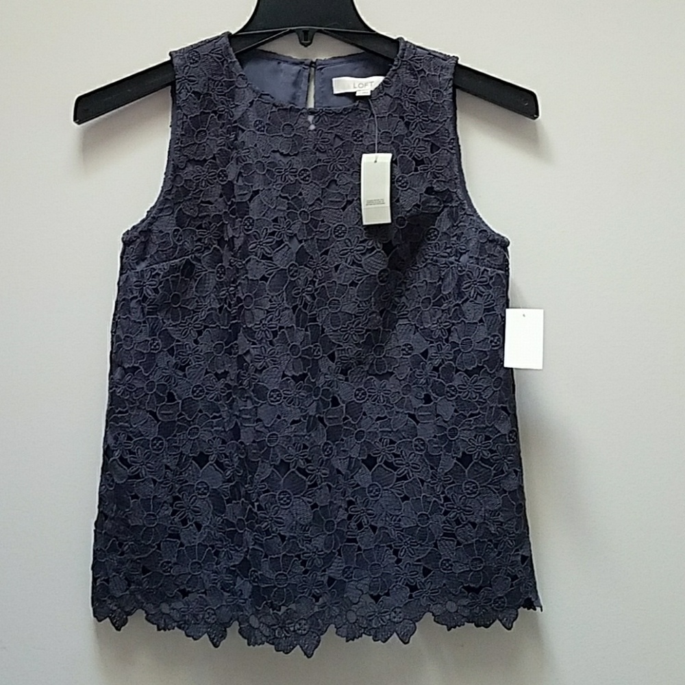 New Loft women crocheted blouse